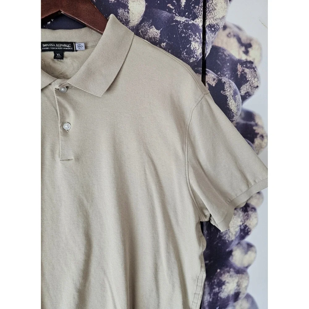 Banana Republic Men's Khaki Luxury Touch Performance‎ Polo Shirt XL